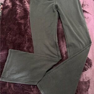 Women’s black leggings flare/bootcut